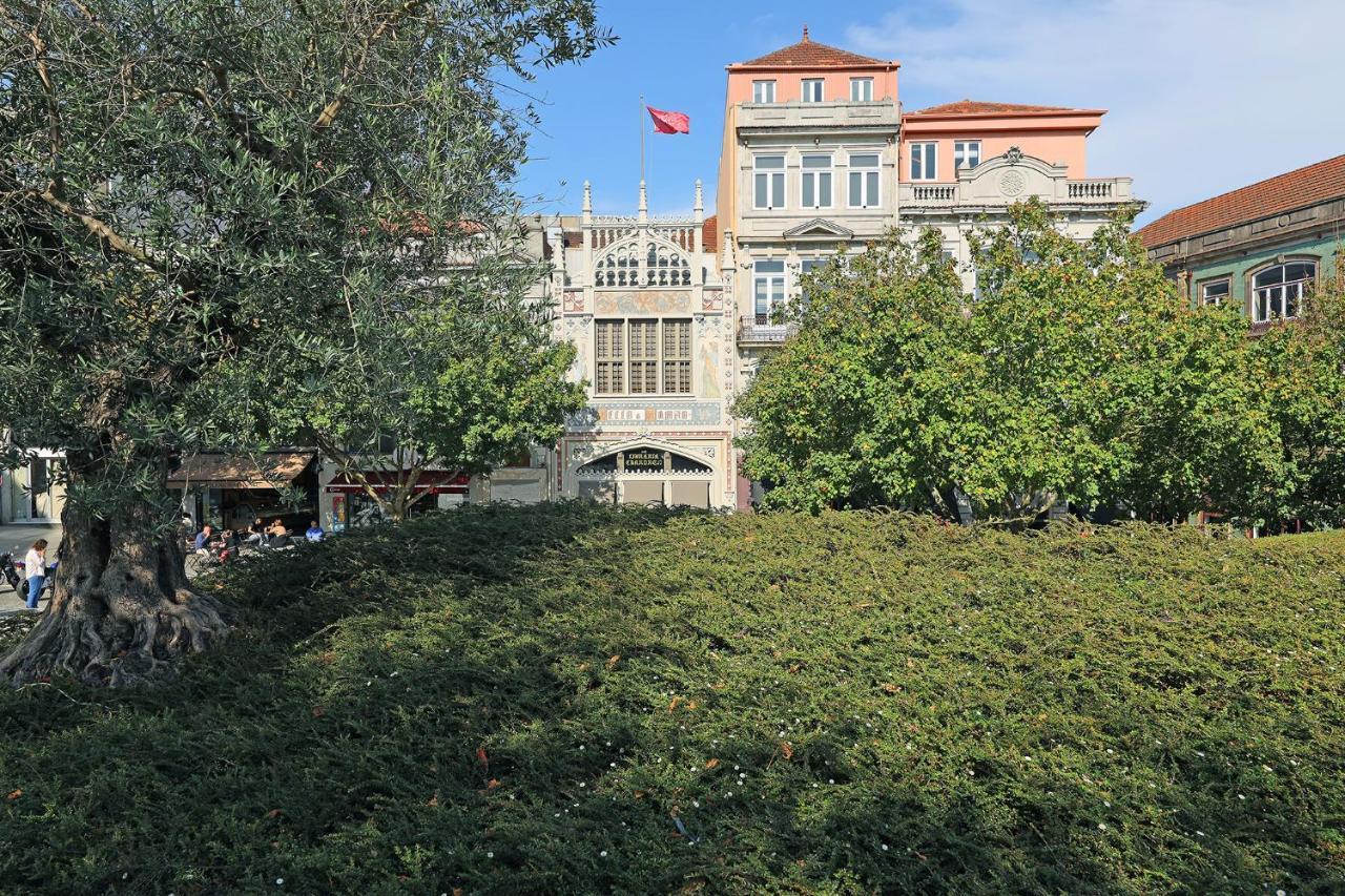 Flh Boavista Wooden Duplexes Porto Luaran gambar