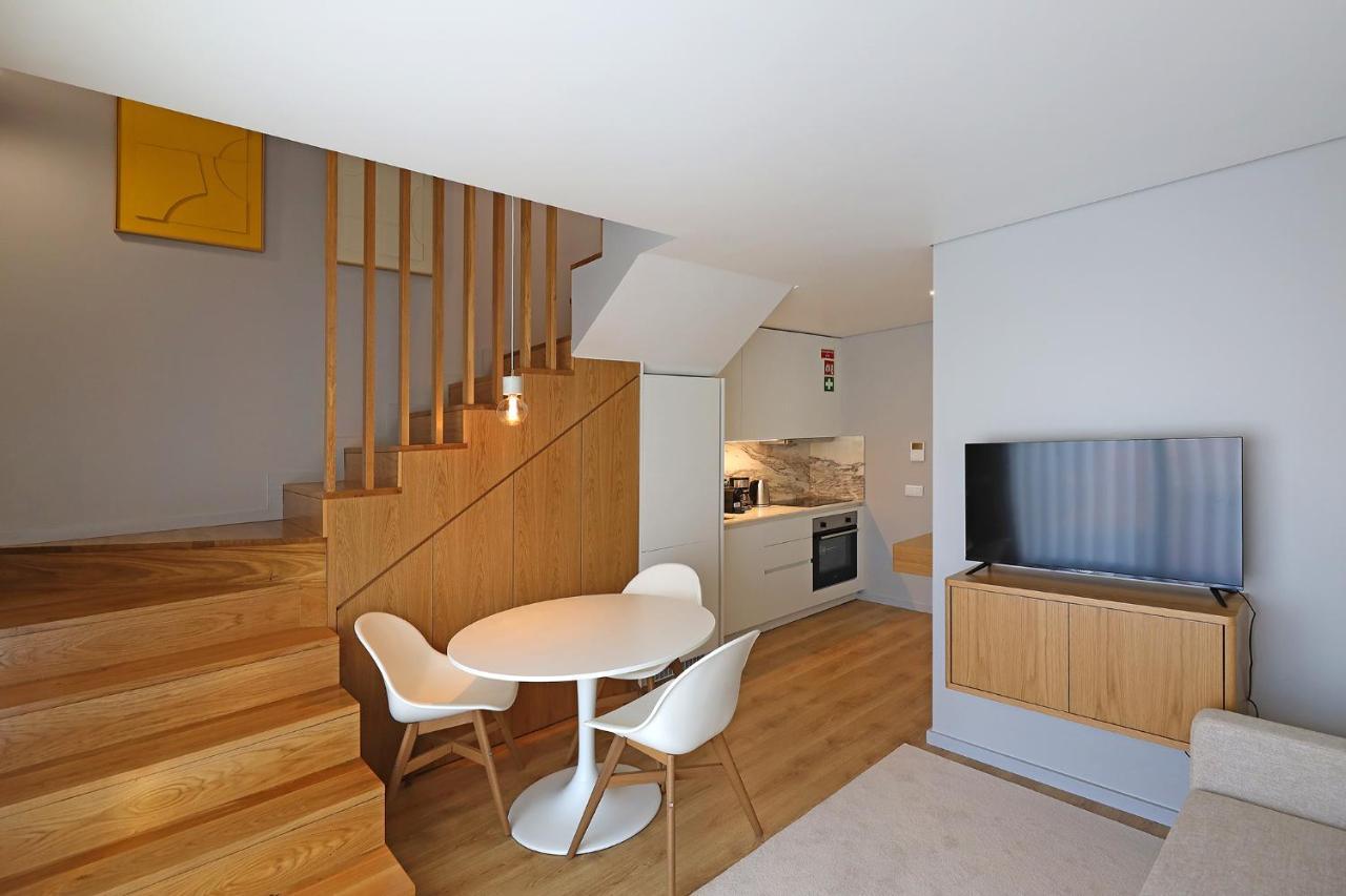 Flh Boavista Wooden Duplexes Porto Luaran gambar